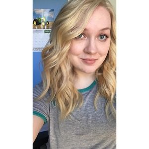 Meet your Posher, Devin